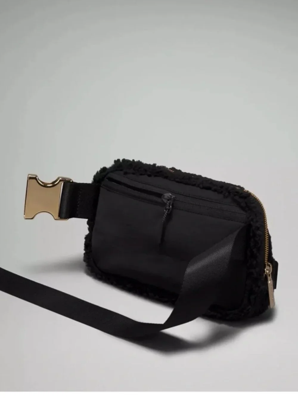 LULULEMON | Black Everywhere Belt Bag 1L Fleece Sherling - Black (O/S)